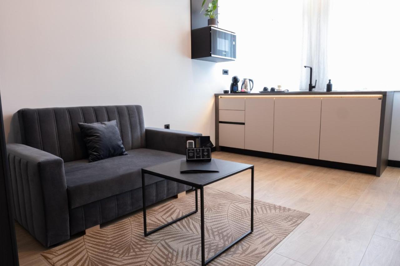 Apartmani Mozart-Centar Virovitica Buitenkant foto