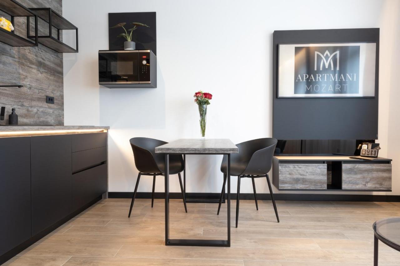 Apartmani Mozart-Centar Virovitica Buitenkant foto