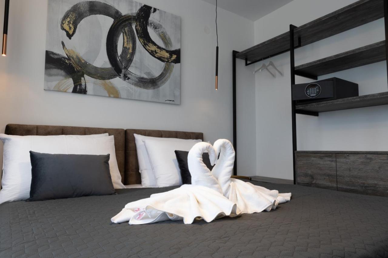Apartmani Mozart-Centar Virovitica Buitenkant foto