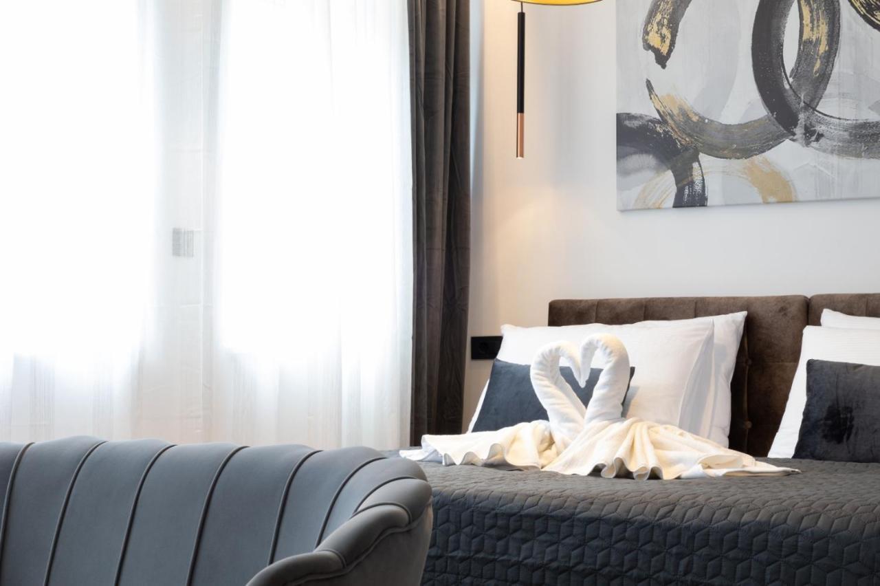 Apartmani Mozart-Centar Virovitica Buitenkant foto
