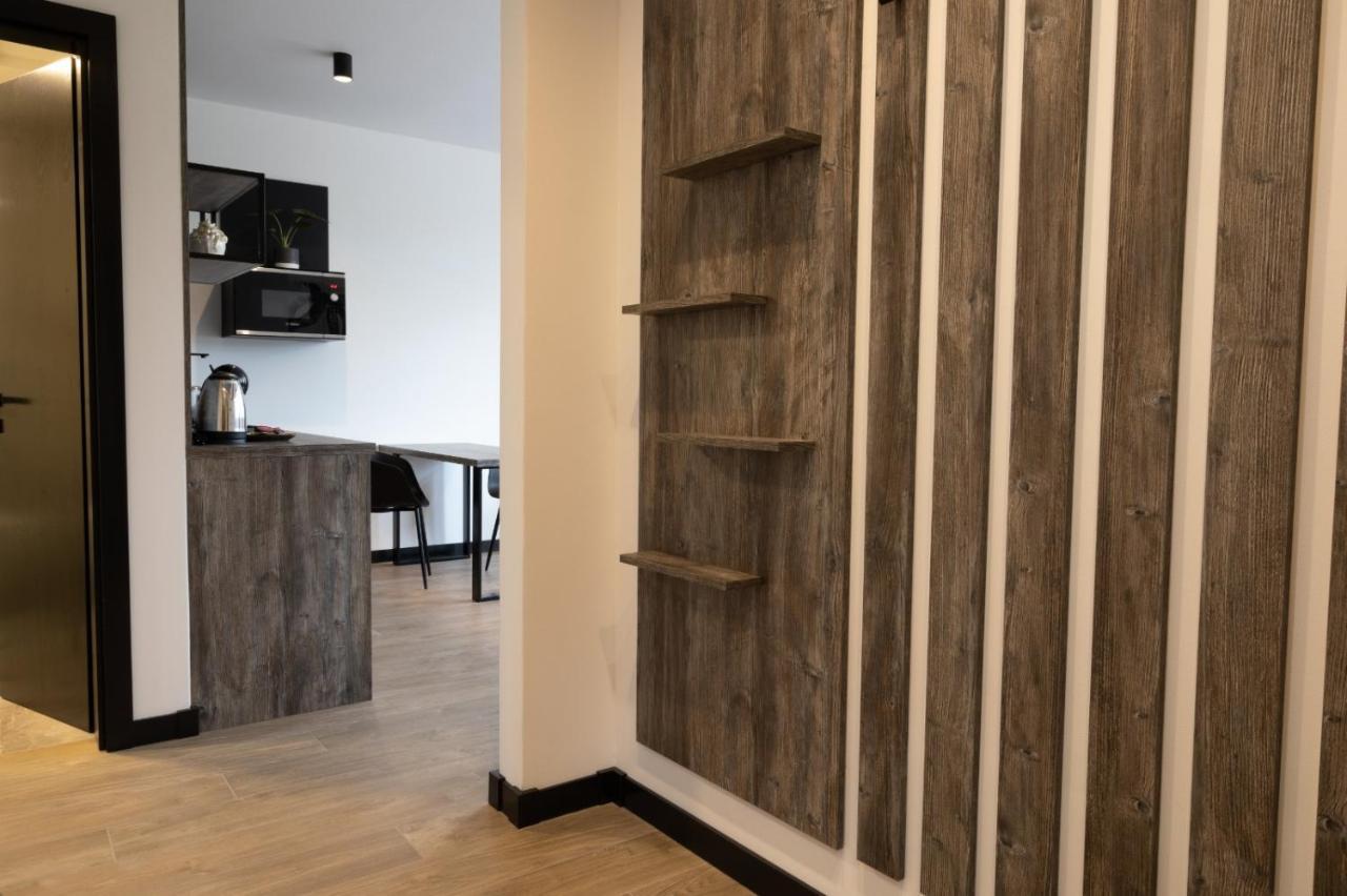 Apartmani Mozart-Centar Virovitica Buitenkant foto