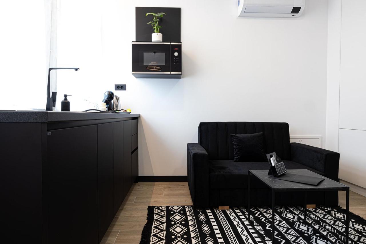 Apartmani Mozart-Centar Virovitica Buitenkant foto