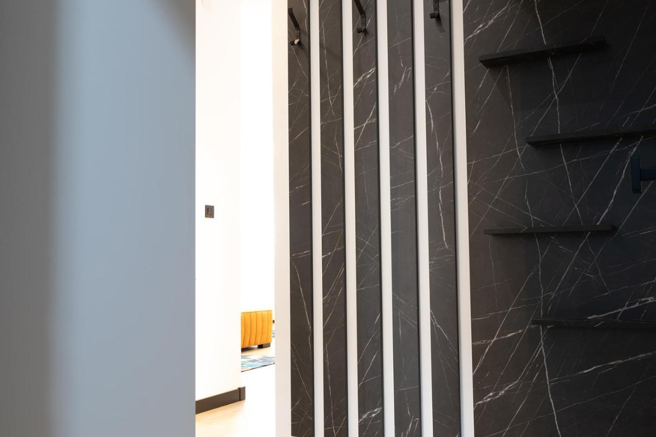 Apartmani Mozart-Centar Virovitica Buitenkant foto