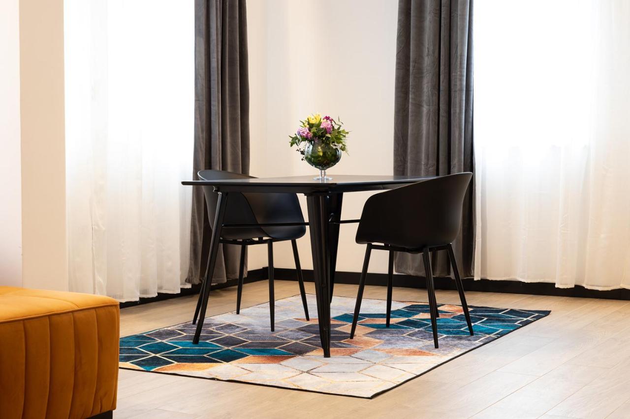 Apartmani Mozart-Centar Virovitica Buitenkant foto