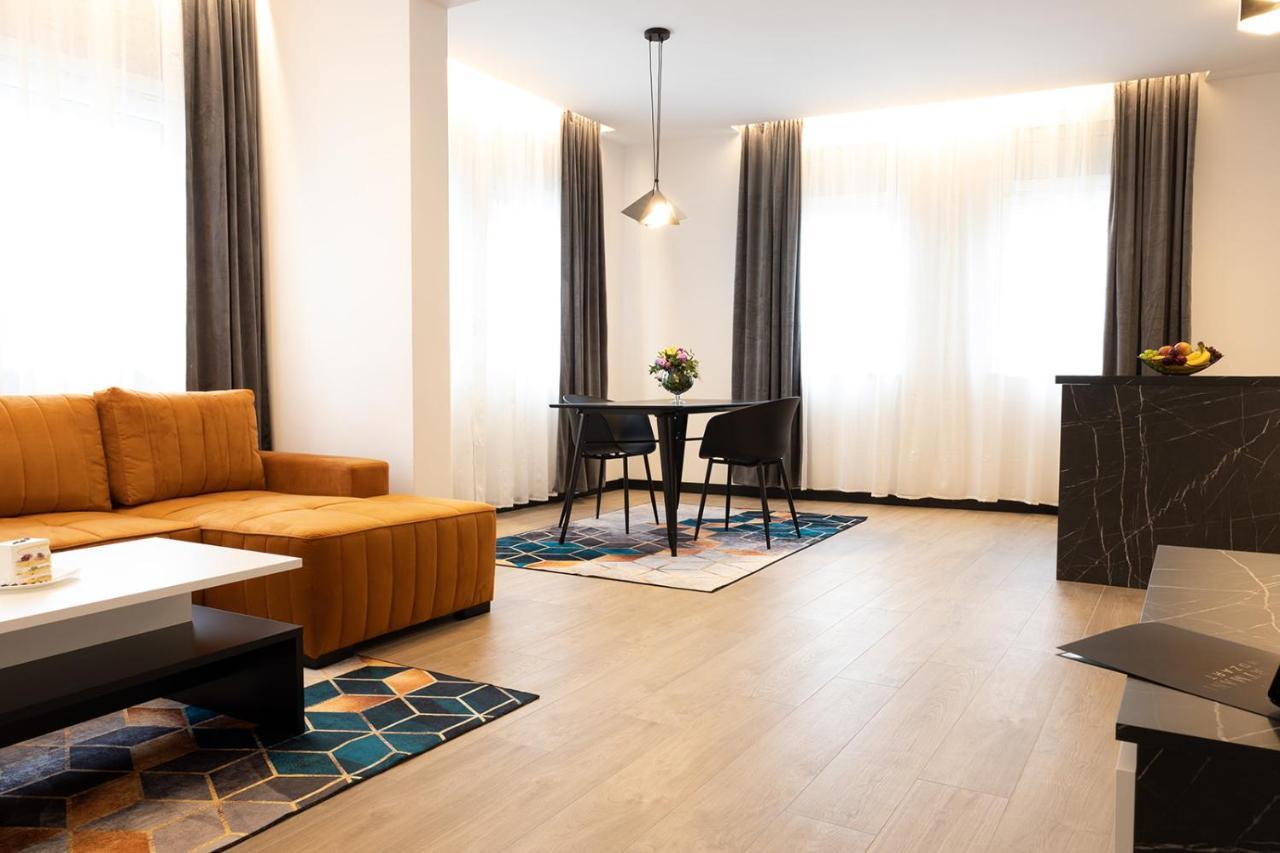 Apartmani Mozart-Centar Virovitica Buitenkant foto